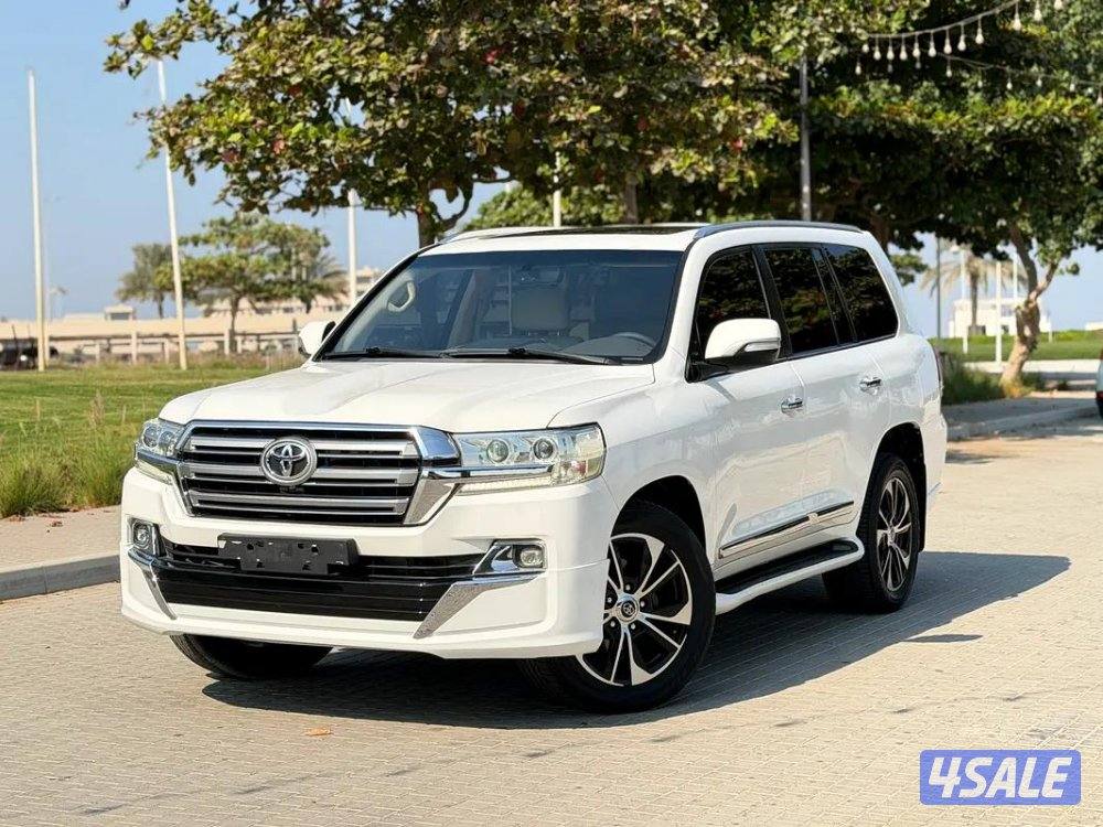 تويوتا لاندكروزر2017 وكاله البحرين GXR v8 اقرا الاعلان جيد من فضلك1