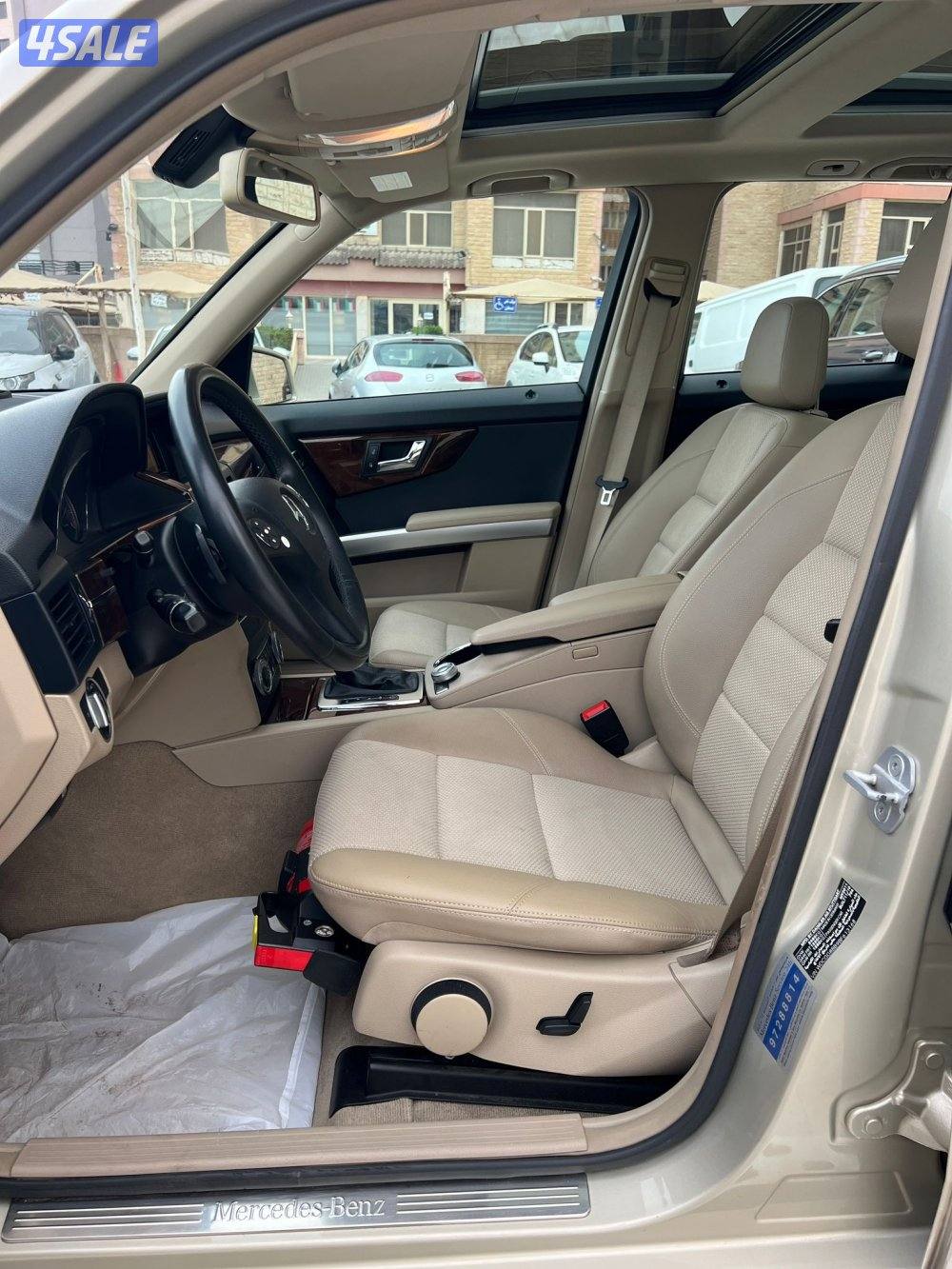 مرسيدس 2011 GLK بحاله ممتازه صبغ الوكاله شرط الفحص11