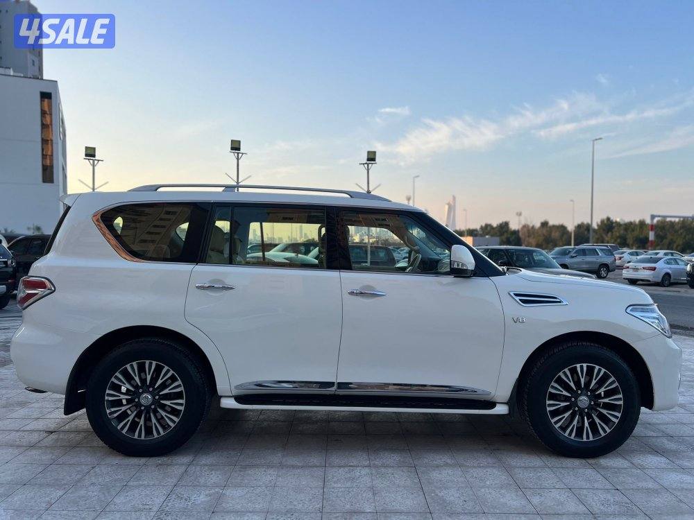 باترول 2013 SE بحاله ممتازه كامل المواصفات شرط الفحص4