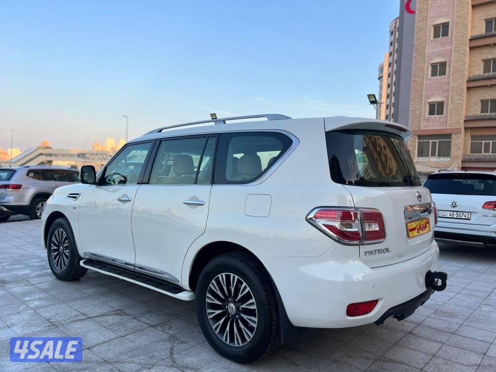 باترول 2013 SE بحاله ممتازه كامل المواصفات شرط الفحص7