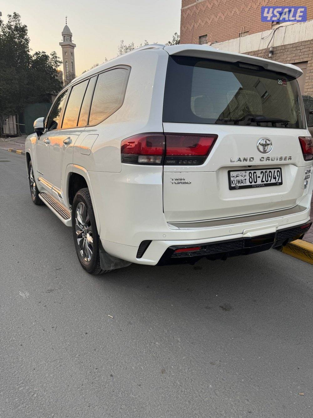 ‏للبيع لاند كروز موديل ٢٤ ايرو اس تون تيربو2