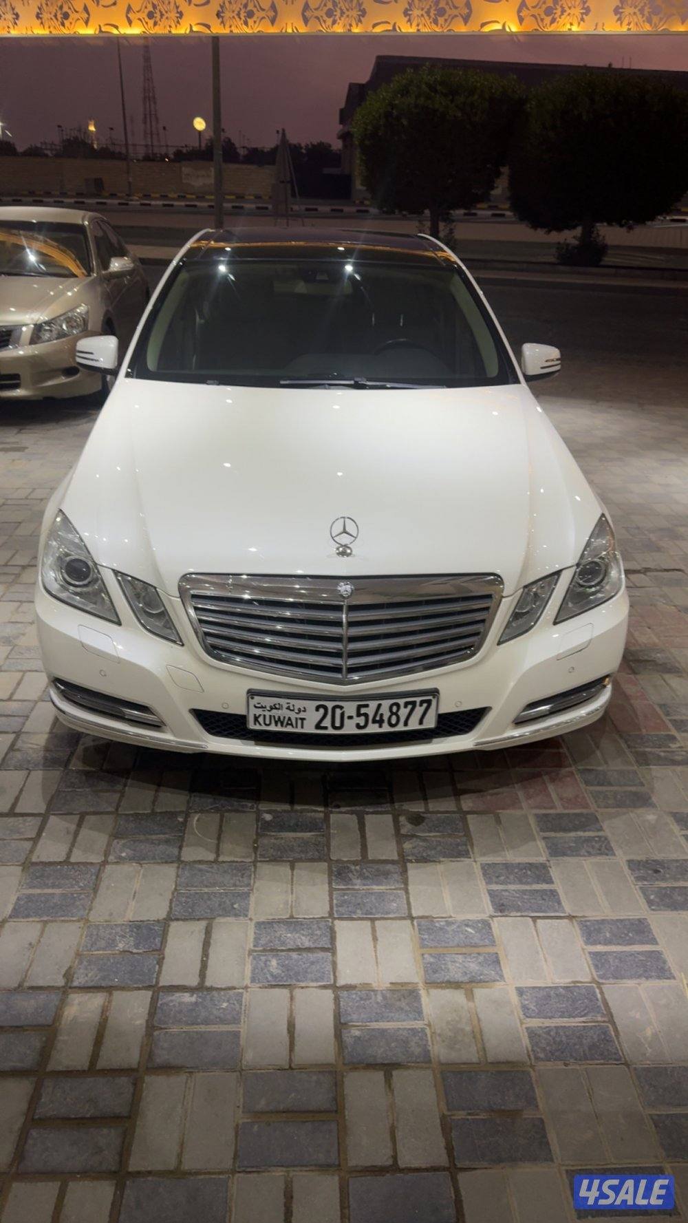 للبيع مرسيدس E300 وارد البشر اليجنس موديل 2013 ماشيه 134 الف قمه بنظاف3