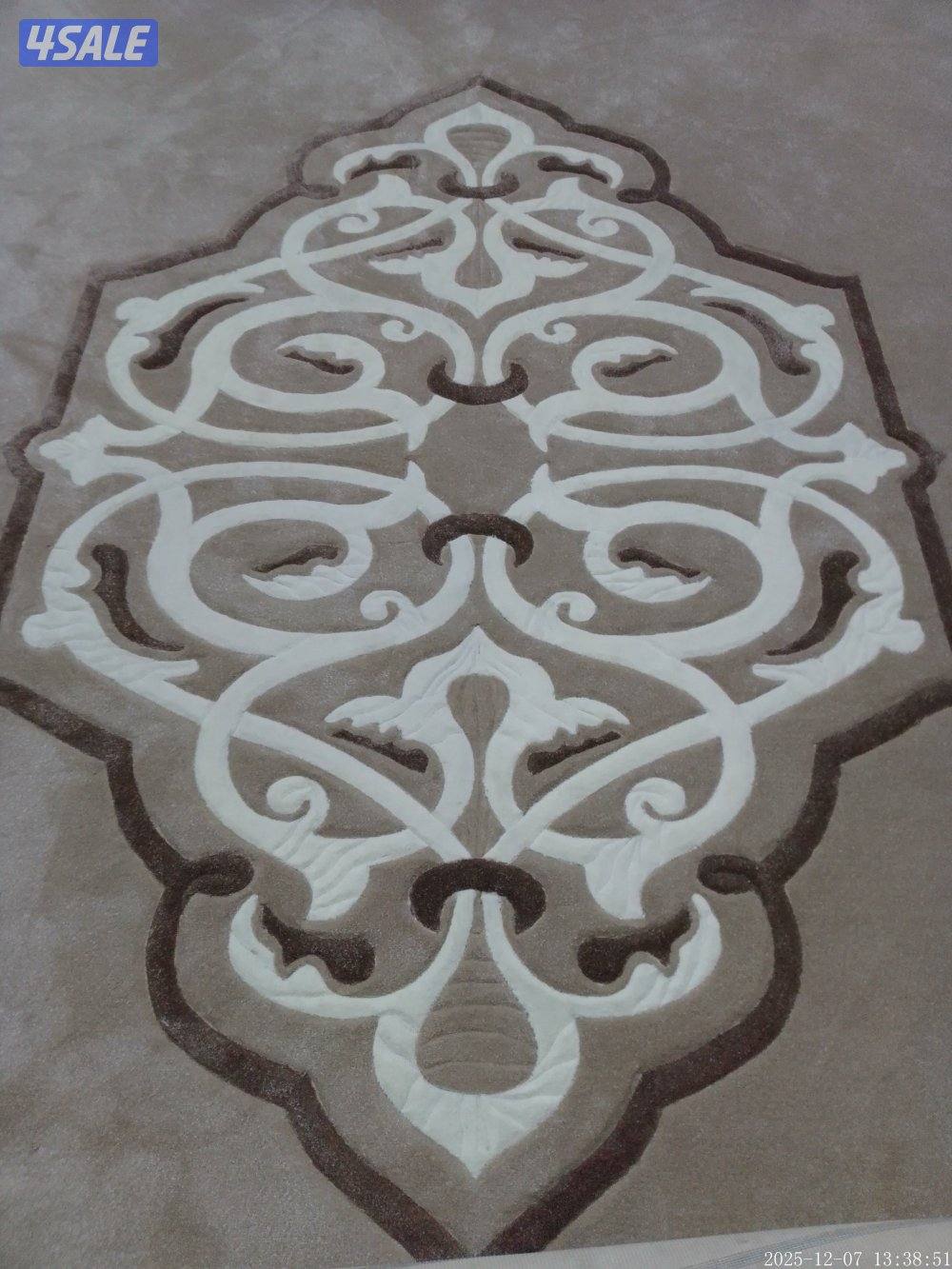 تركيب سجاد خيم3