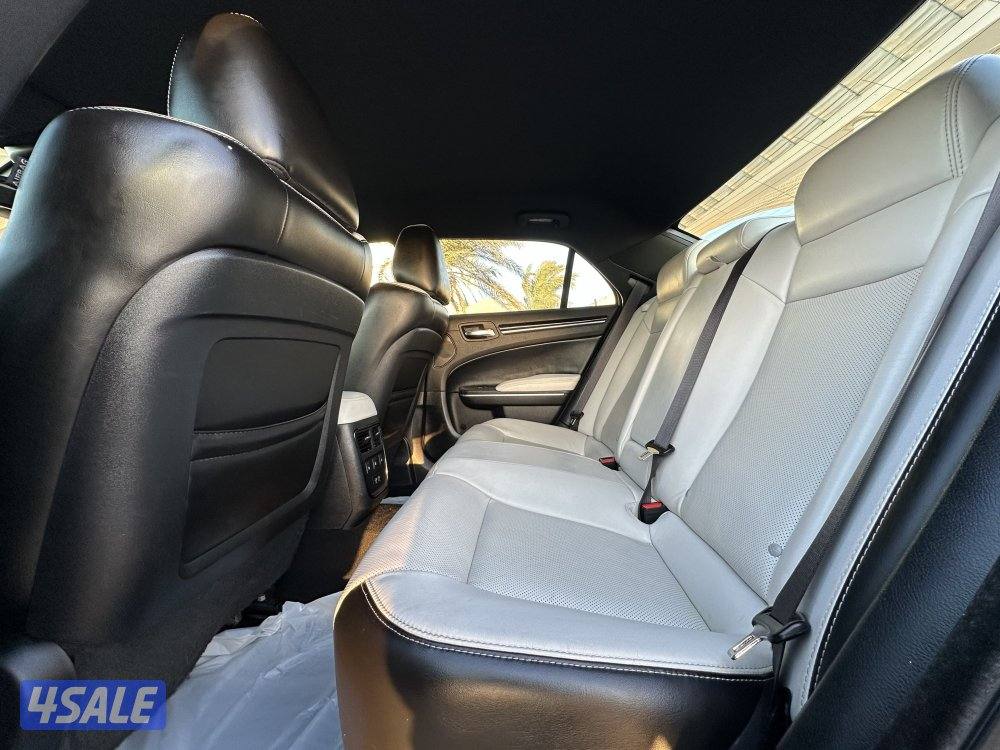 معرض القمة🚩11