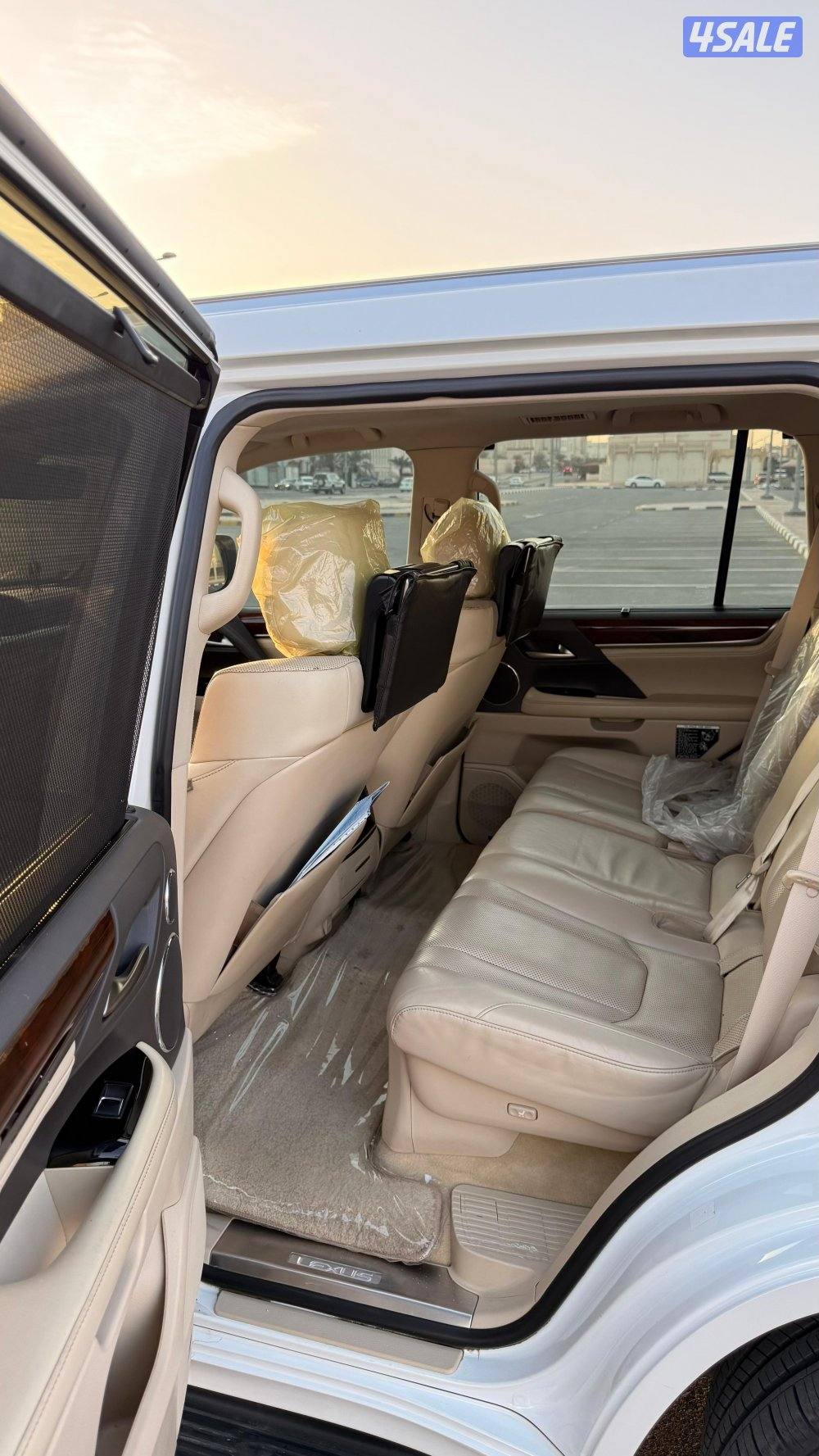 لكزس lx. 2016  صبغ وكالة شرط الفحص ماشي١٥٨8