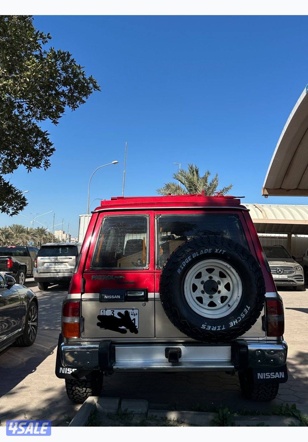 باترول 1997 عنابي فيه فتحه قنص + تانكي إضافي  الموتر نظييف..2