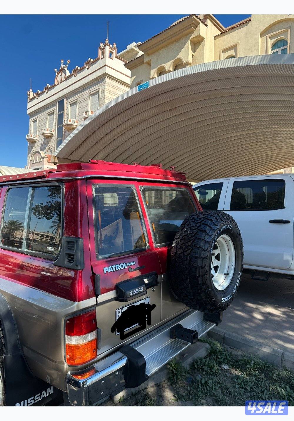 باترول 1997 عنابي فيه فتحه قنص + تانكي إضافي  الموتر نظييف..1