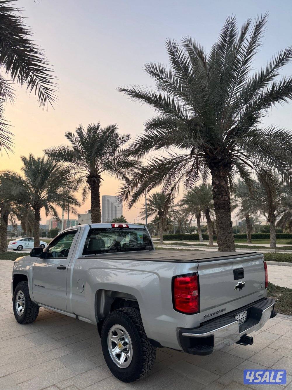 للبيع سلفرادو 2018 LS بحالة ممتازة3