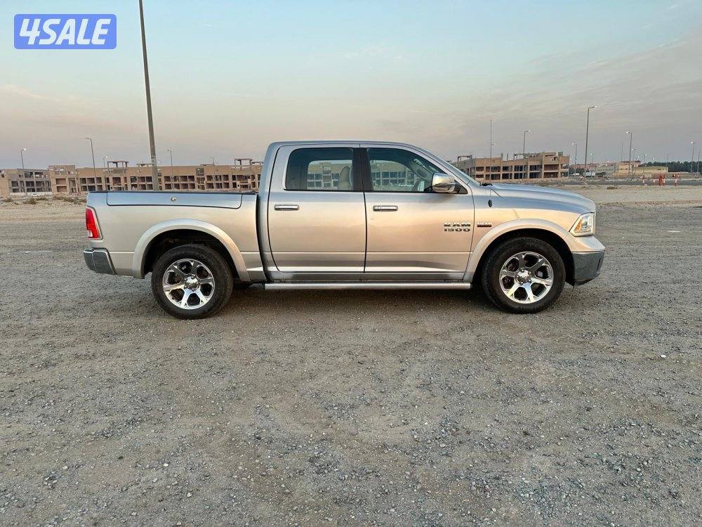 دودج رام Laramie أعلى مواصفات ٢٠١٦ سيرفيس وكالة مالك أول8