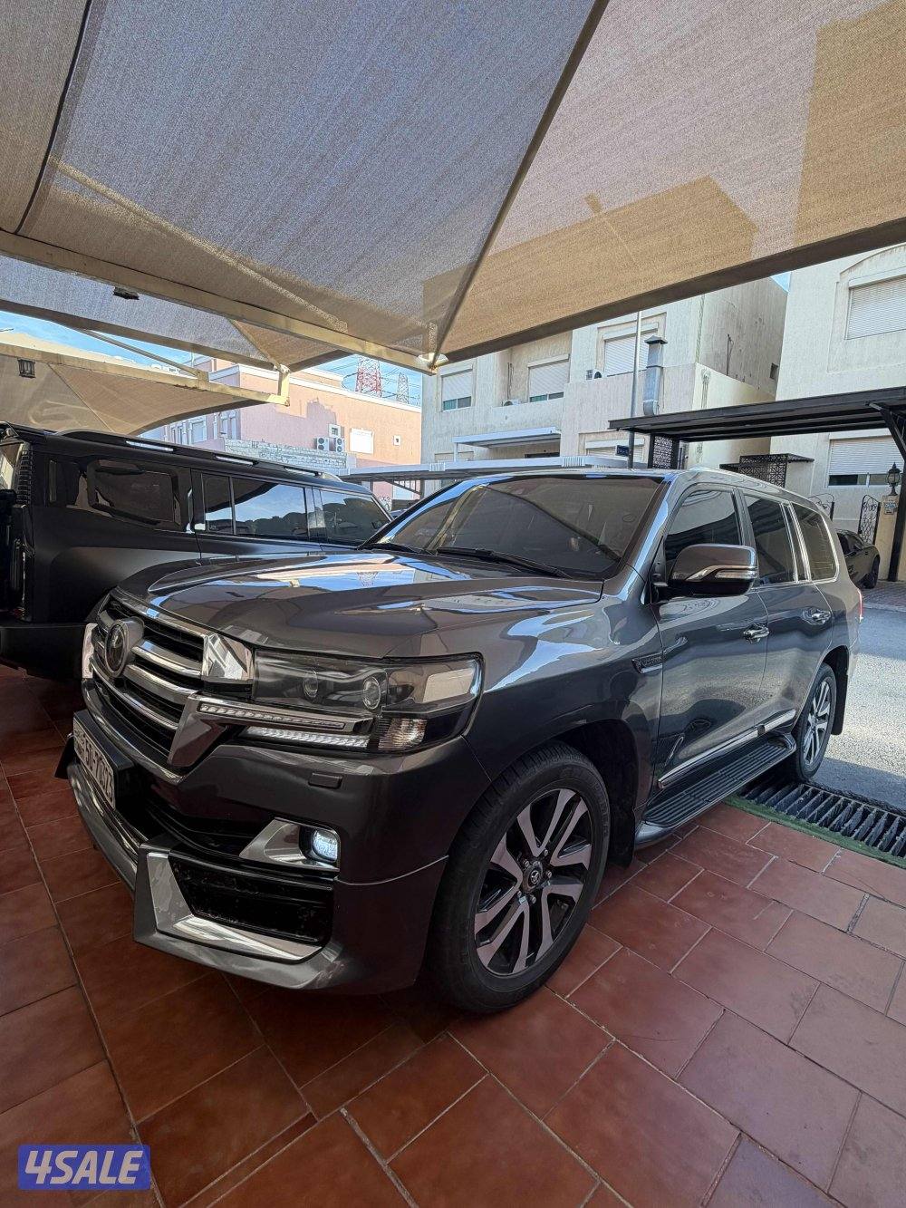 لاند كروزر VXR 5.7 موديل 20190