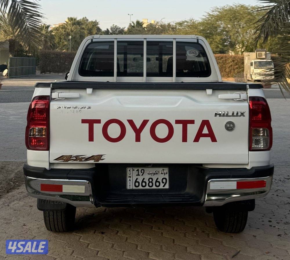 تويوتا هيلوكس2