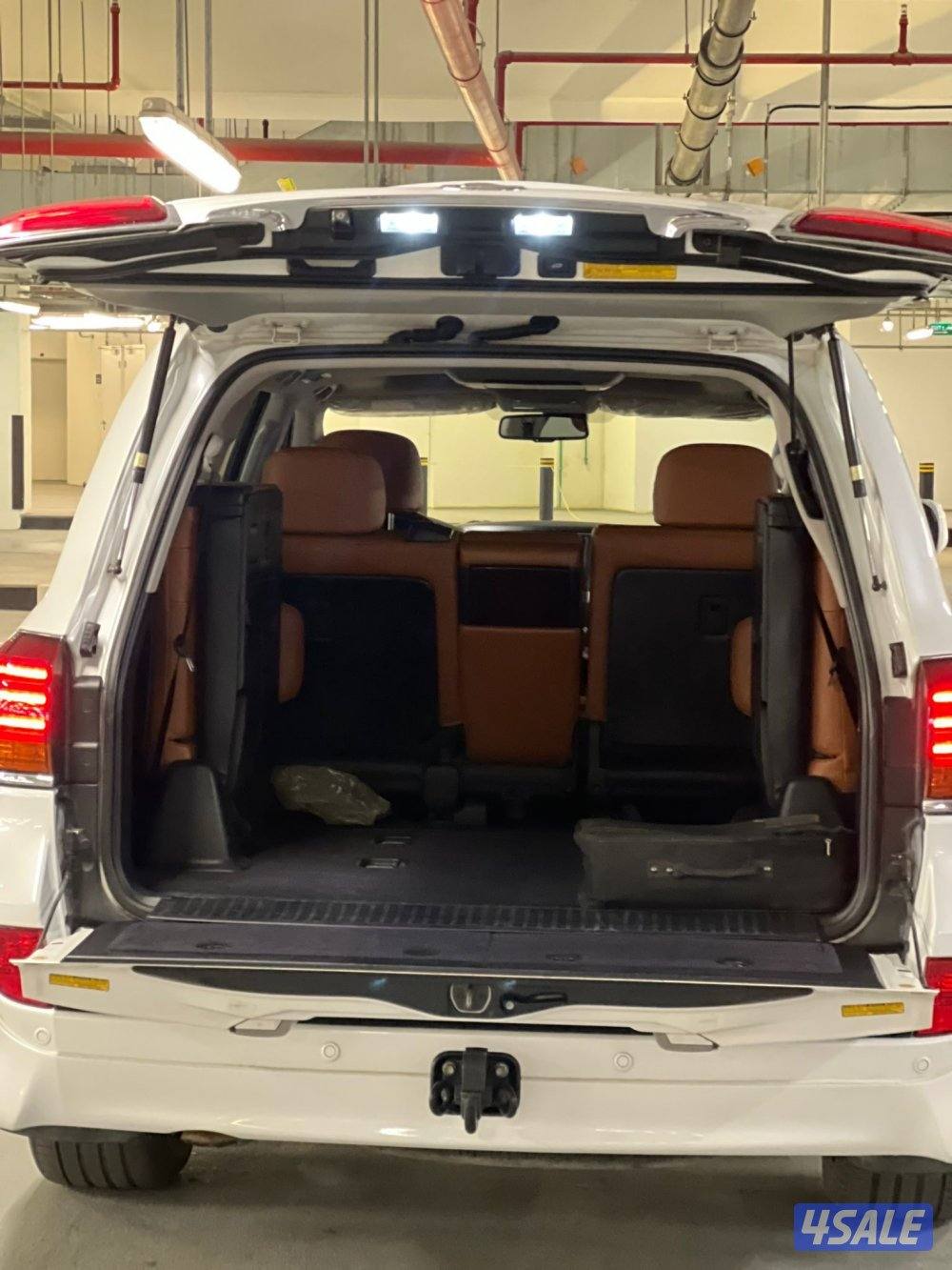 لكزس LX ٢٠١١ بحالة الوكاله6