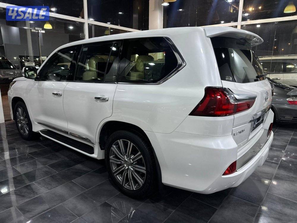 لكزس ٢٠١٦ درجة اولى صبغ وكالة2