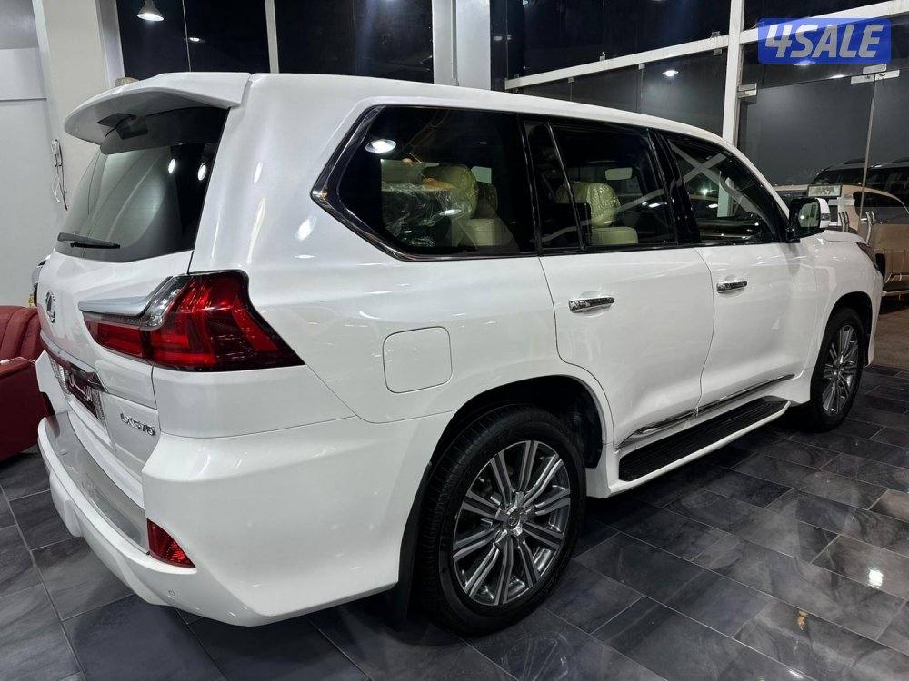 لكزس ٢٠١٦ درجة اولى صبغ وكالة3