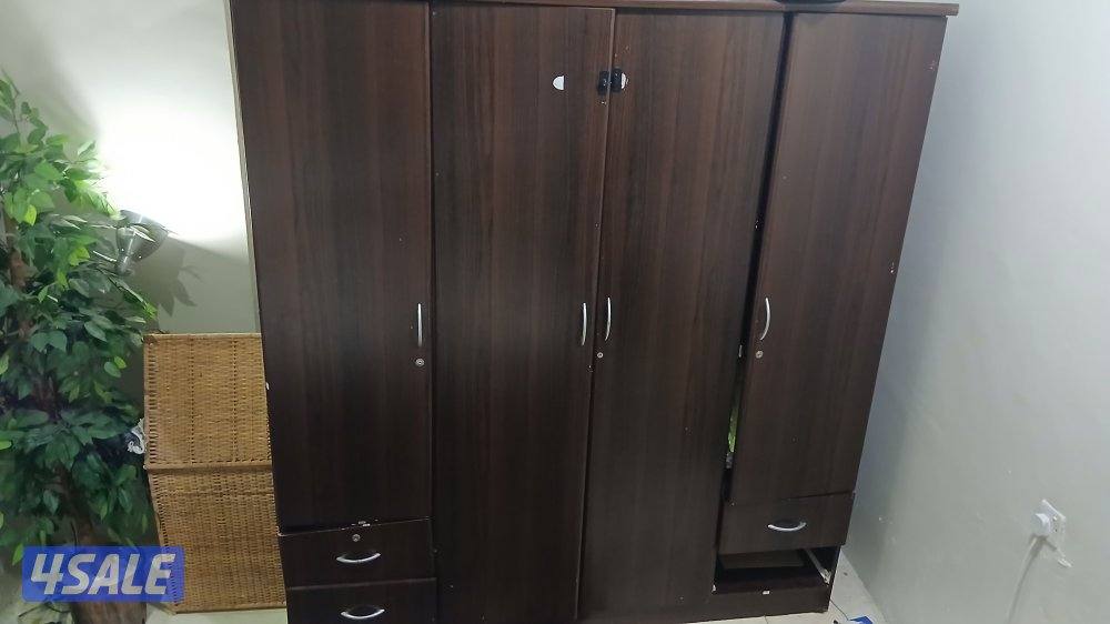 دولاب ٤ درف ي ٢ دينار0