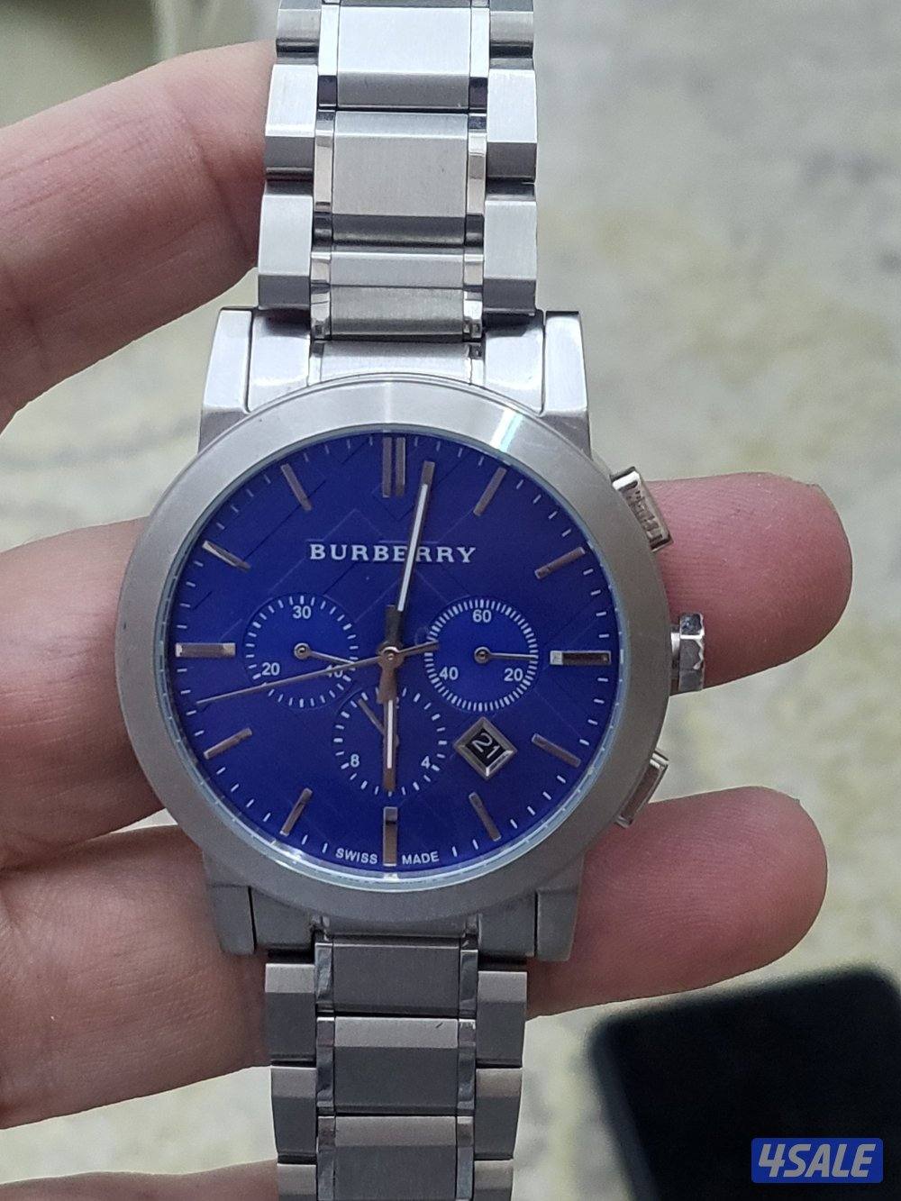 للبيع  ساعه بربري اصلية مع العلبه2