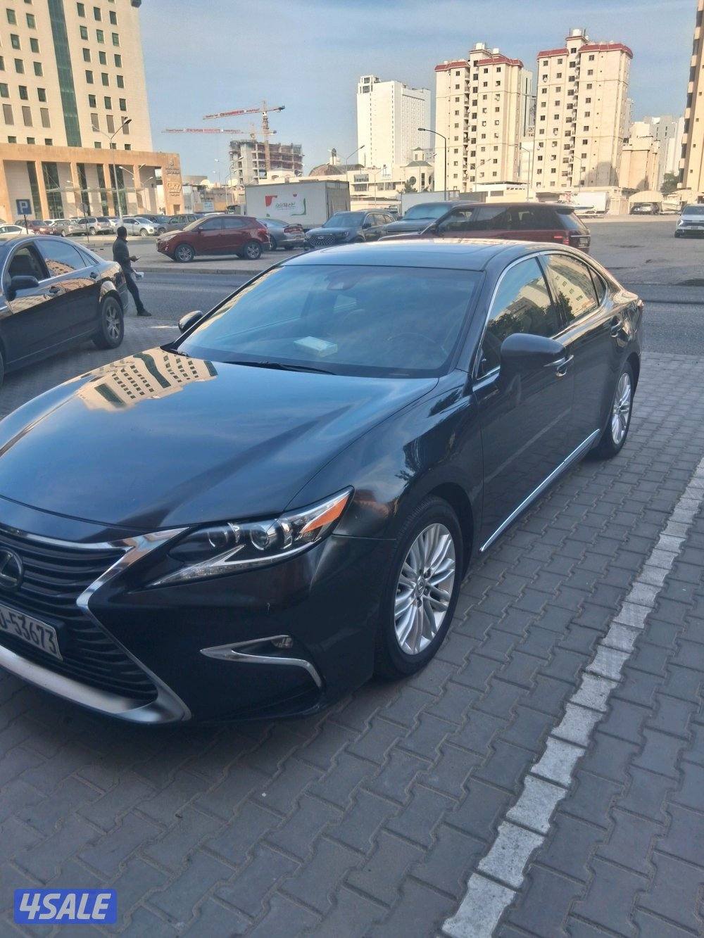 للبيع ليكزس es 2500