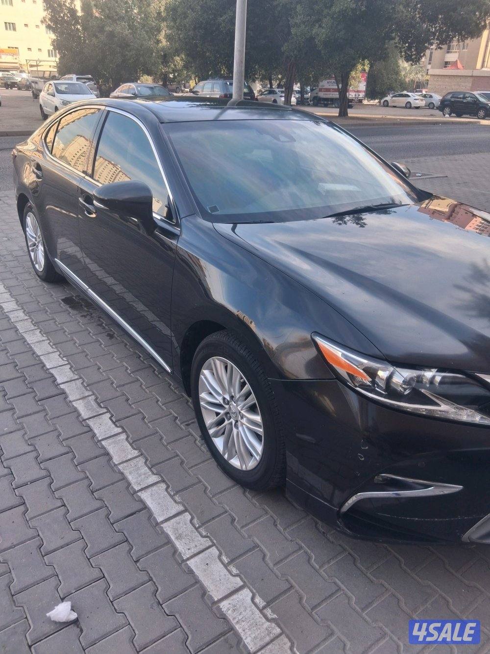 للبيع ليكزس es 2502