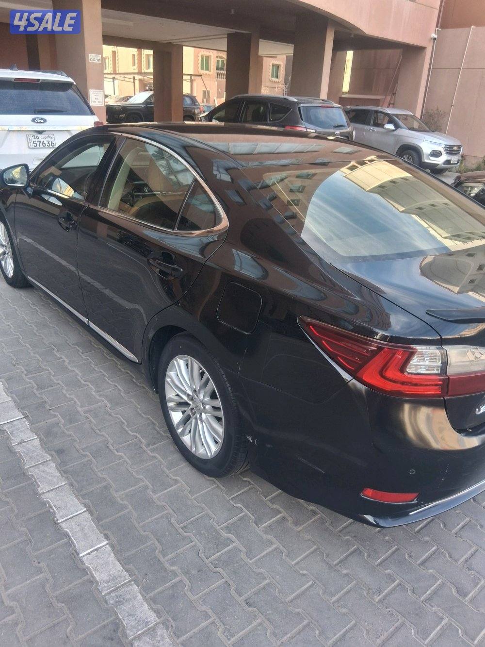 للبيع ليكزس es 2505