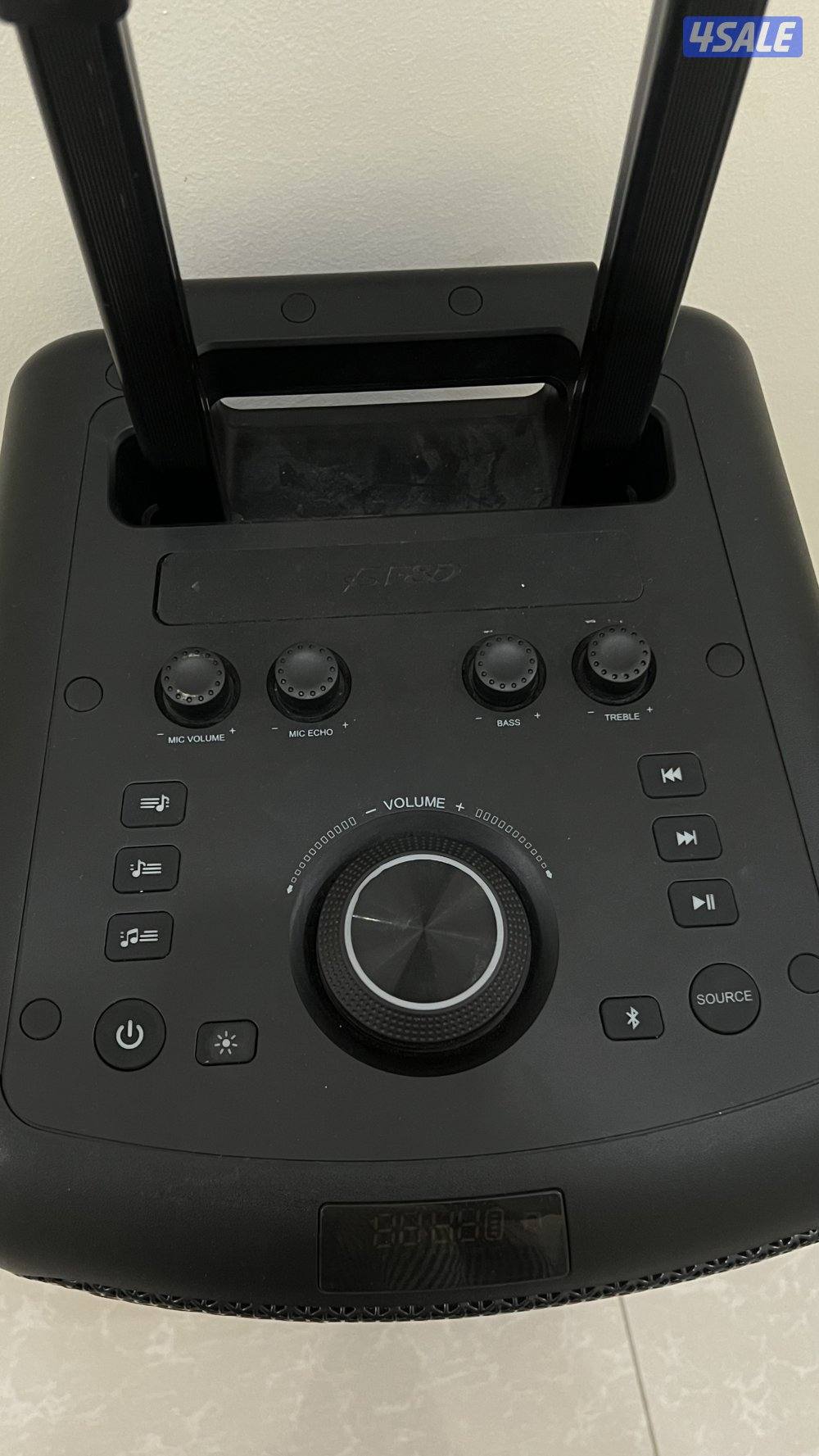 سماعة كبيرة0