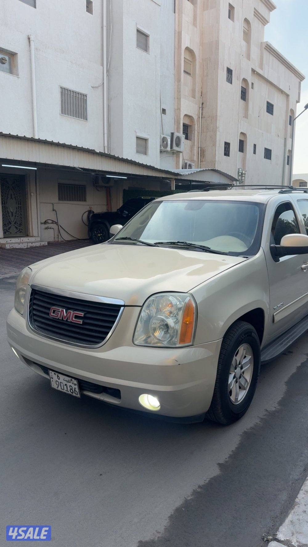 للبيع يوكن 2010 شرط الفحص بحالة ممتازه بيعه سريعه3