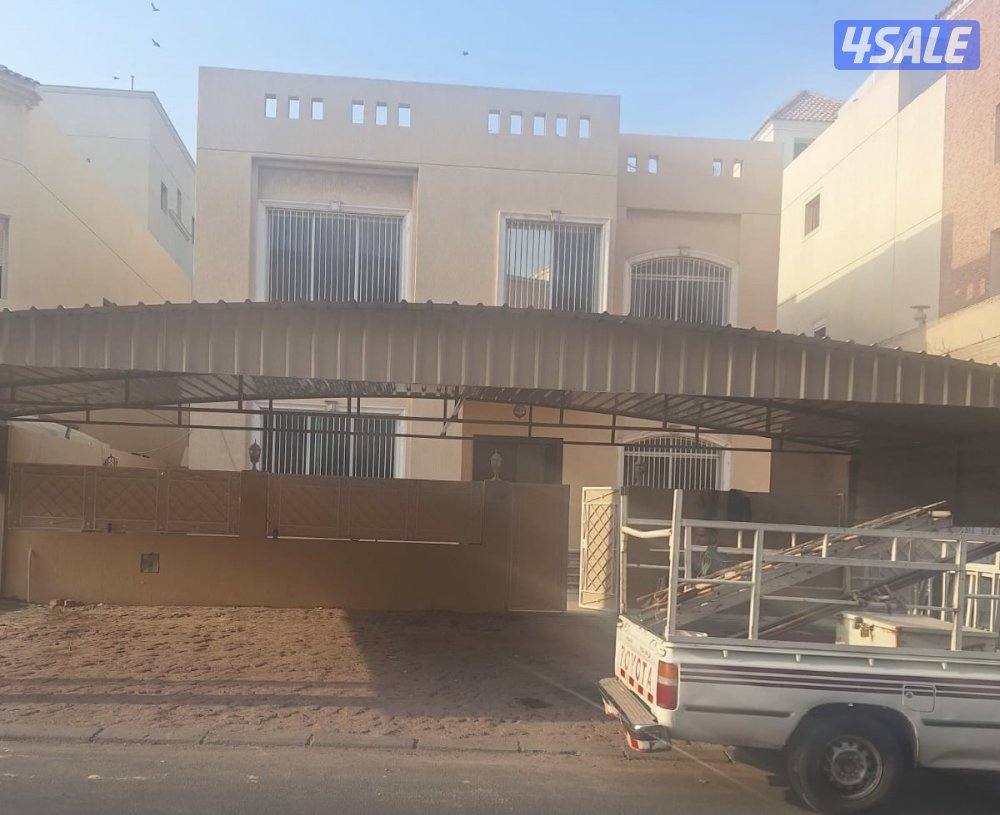 الاستفسار عن طريق الوتساب :1