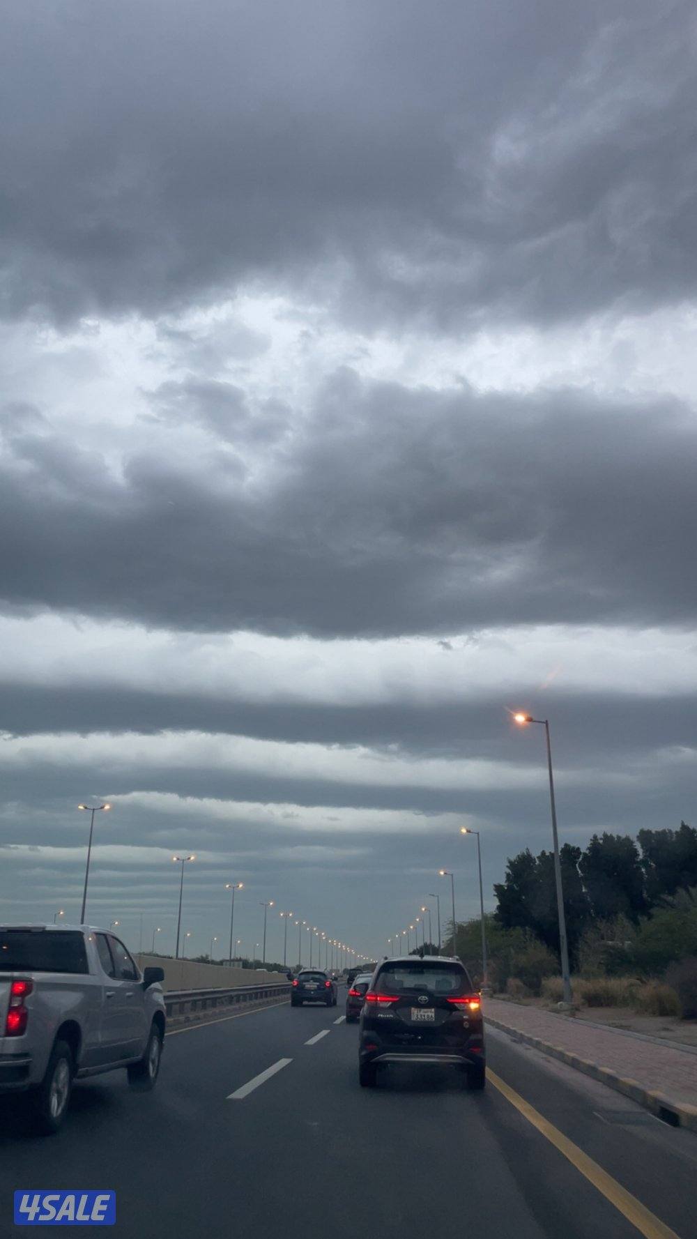 شقه للايجار في المطلاع n1 ثلاث غرف وصاله وحمامين ومطبخ مجهز بالكامل0