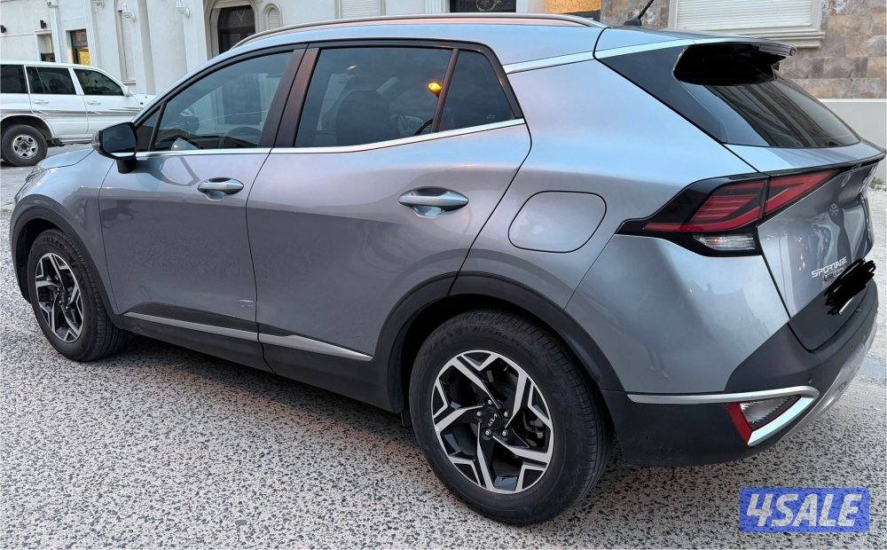 كيا سبورتاج ٢٠٢٣ أزرق فاتح4