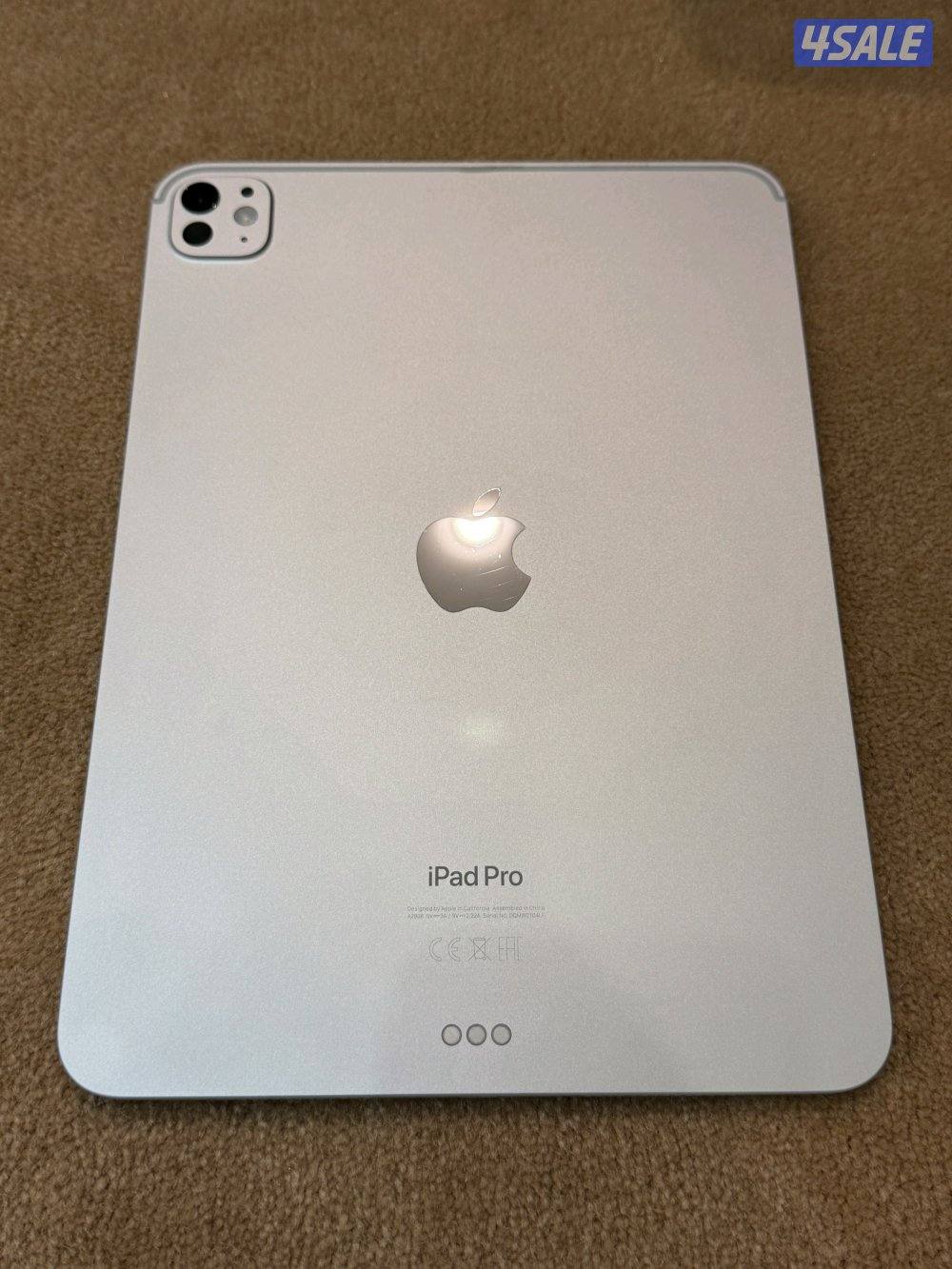 ايباد برو M4 / 111