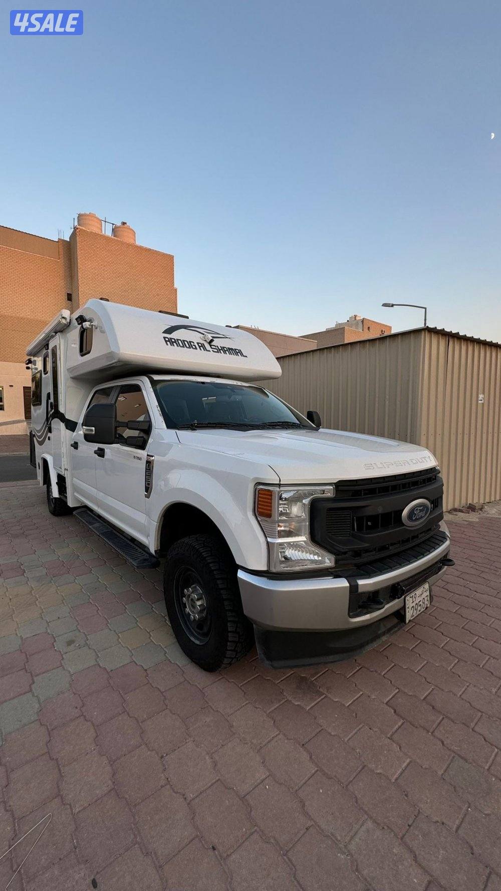 كرفان فورد غمارتين0