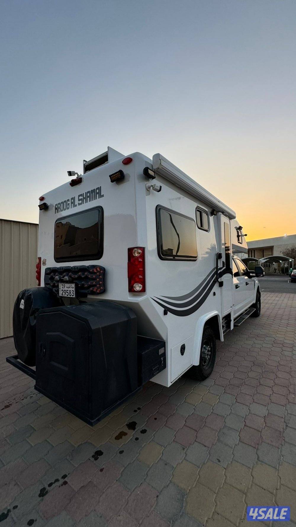 كرفان فورد غمارتين1