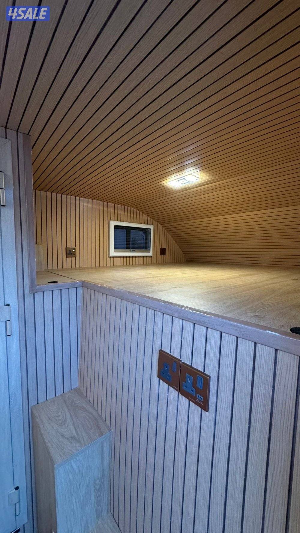 كرفان فورد غمارتين5