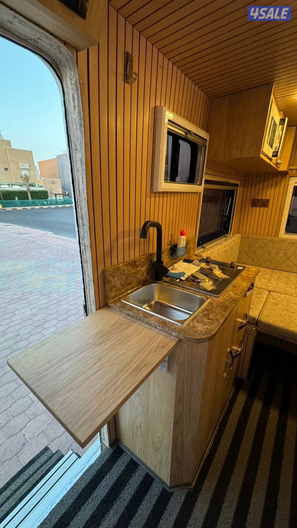 كرفان فورد غمارتين12