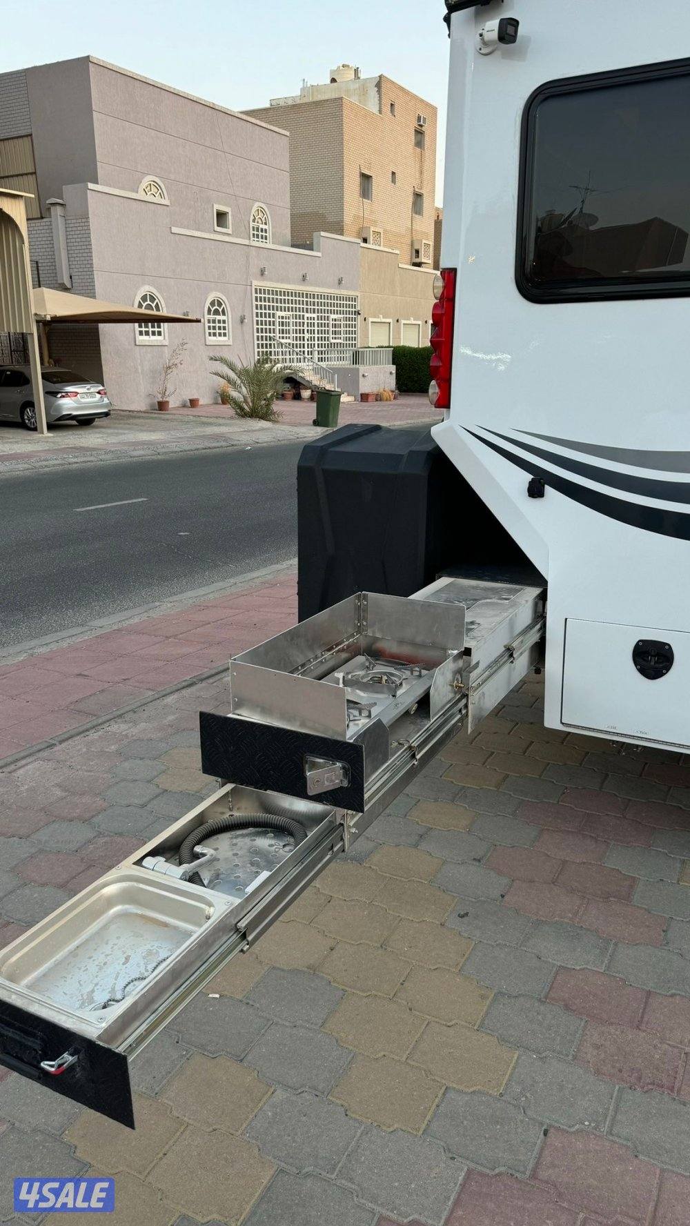 كرفان فورد غمارتين15