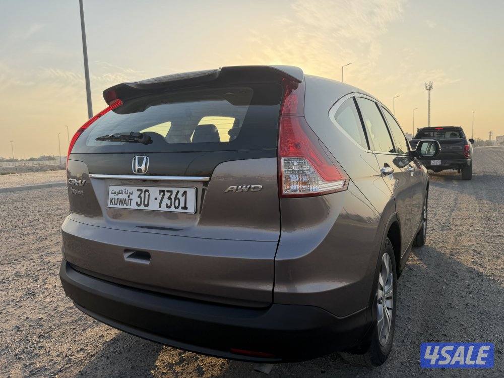 جيب هوندا CRV بحالة المصنع كالجديد2