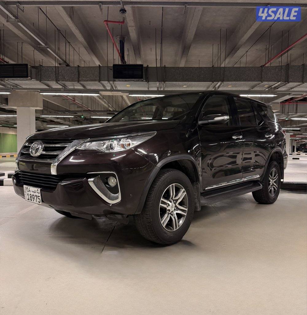 فورتنر ٤سلندر 2016 عداد 150 كم وكالة0