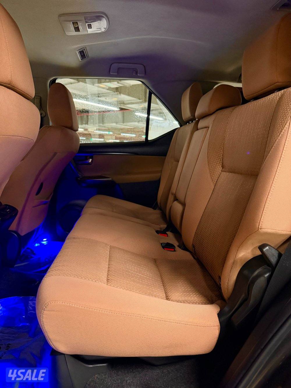 فورتنر ٤سلندر 2016 عداد 150 كم وكالة4