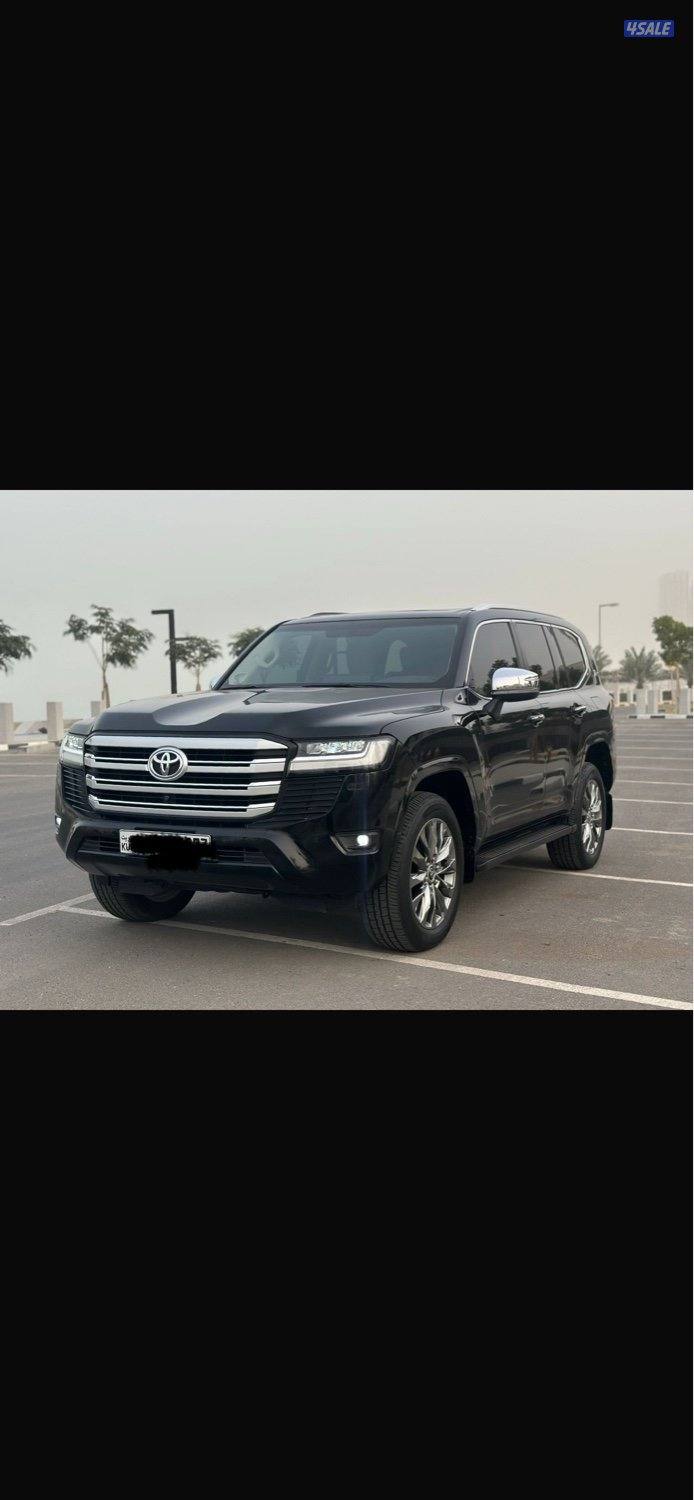 للبيع لاندكروزر موديل/ 2022VX كامل المواصفات1
