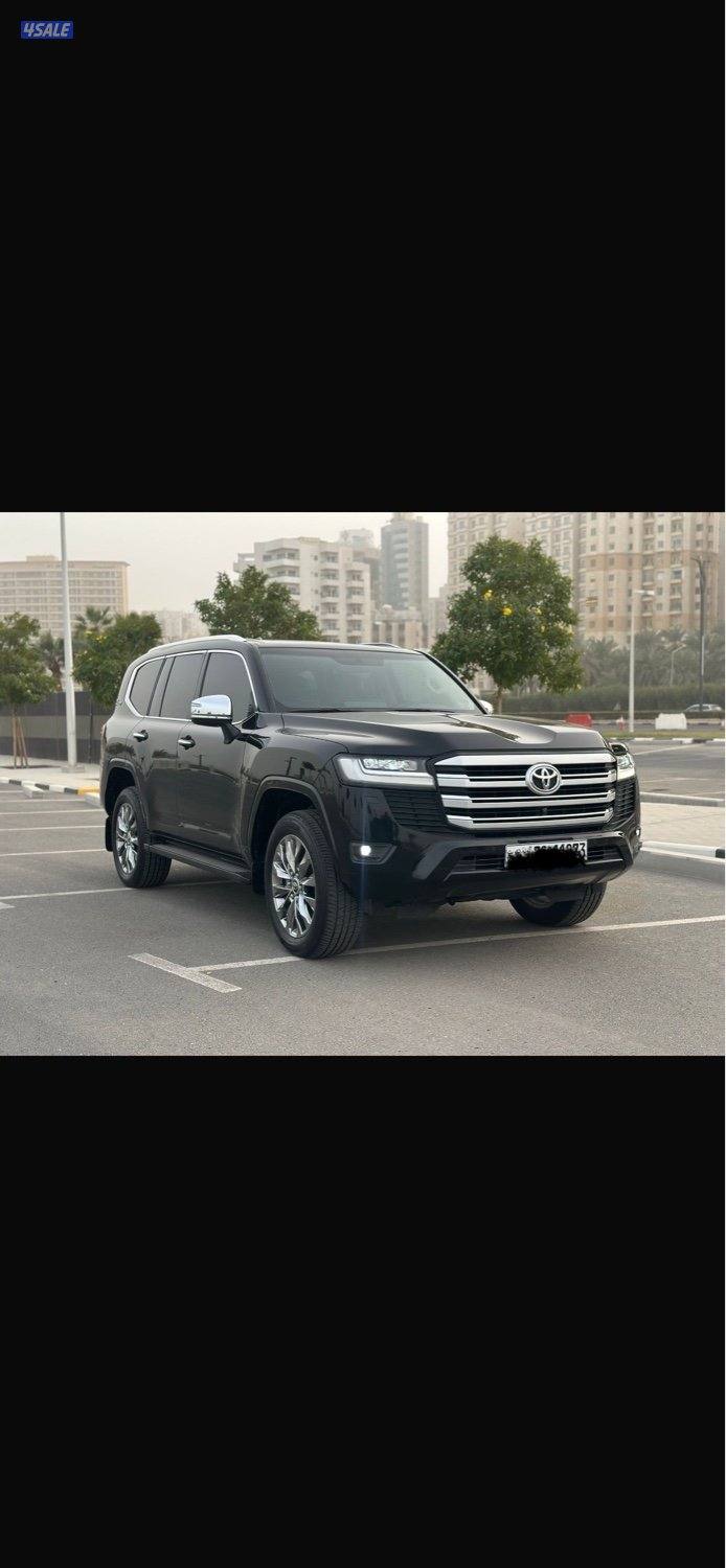 للبيع لاندكروزر موديل/ 2022VX كامل المواصفات3