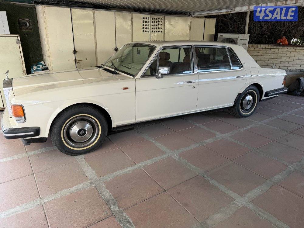 Rolls Royce Silver Spur0