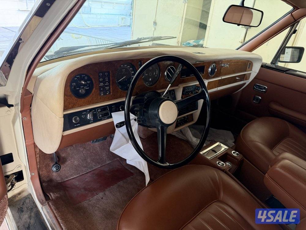 Rolls Royce Silver Spur6