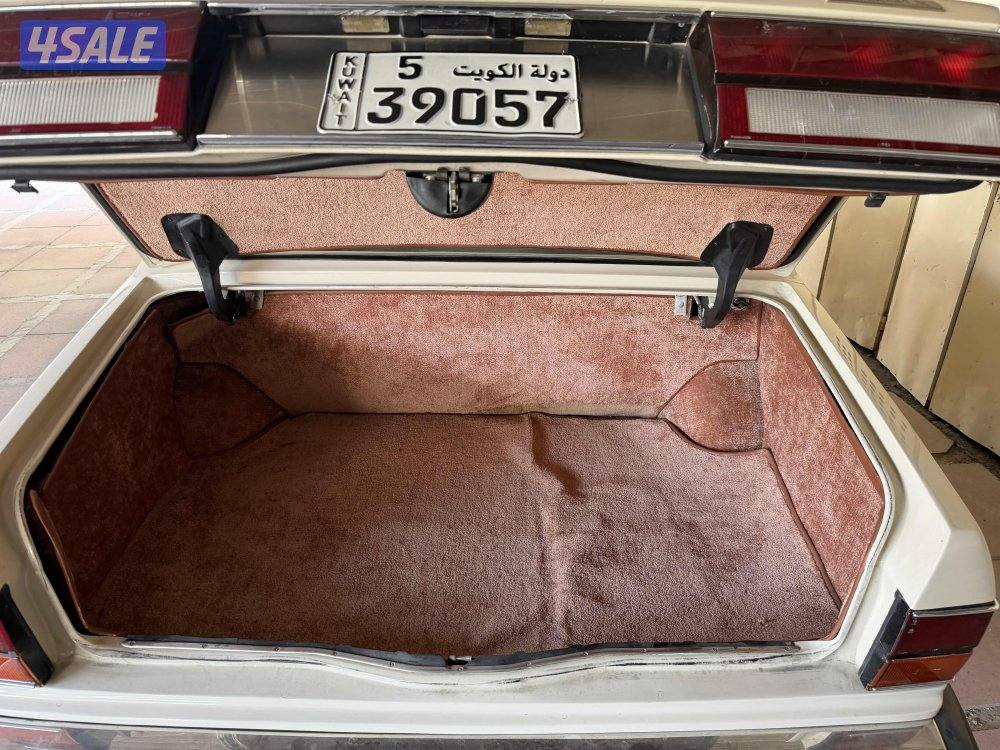 Rolls Royce Silver Spur9