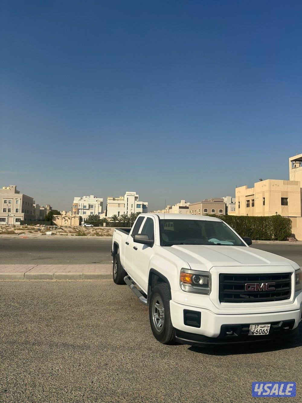 للبيع وانيت سييرا غمارة ونص 1500 ،دبل ارضي موديل2014 ماشي271الف0