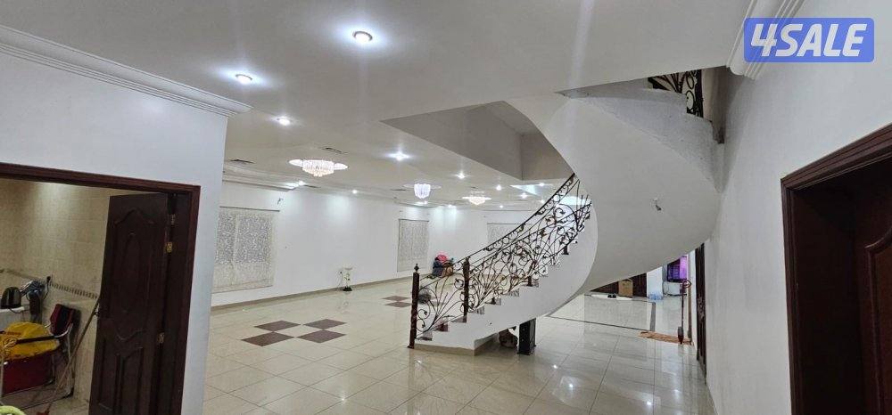 دور ارضي وأول دوبلكس مواقف مظله سخان مركزي ستلايت مركزي صالات مفتوحه2