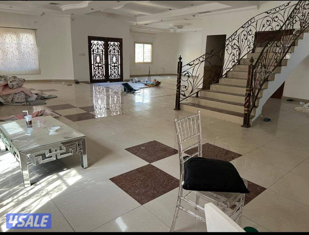 دور ارضي وأول دوبلكس مواقف مظله سخان مركزي ستلايت مركزي صالات مفتوحه1