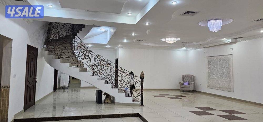 دور ارضي وأول دوبلكس مواقف مظله سخان مركزي ستلايت مركزي صالات مفتوحه5