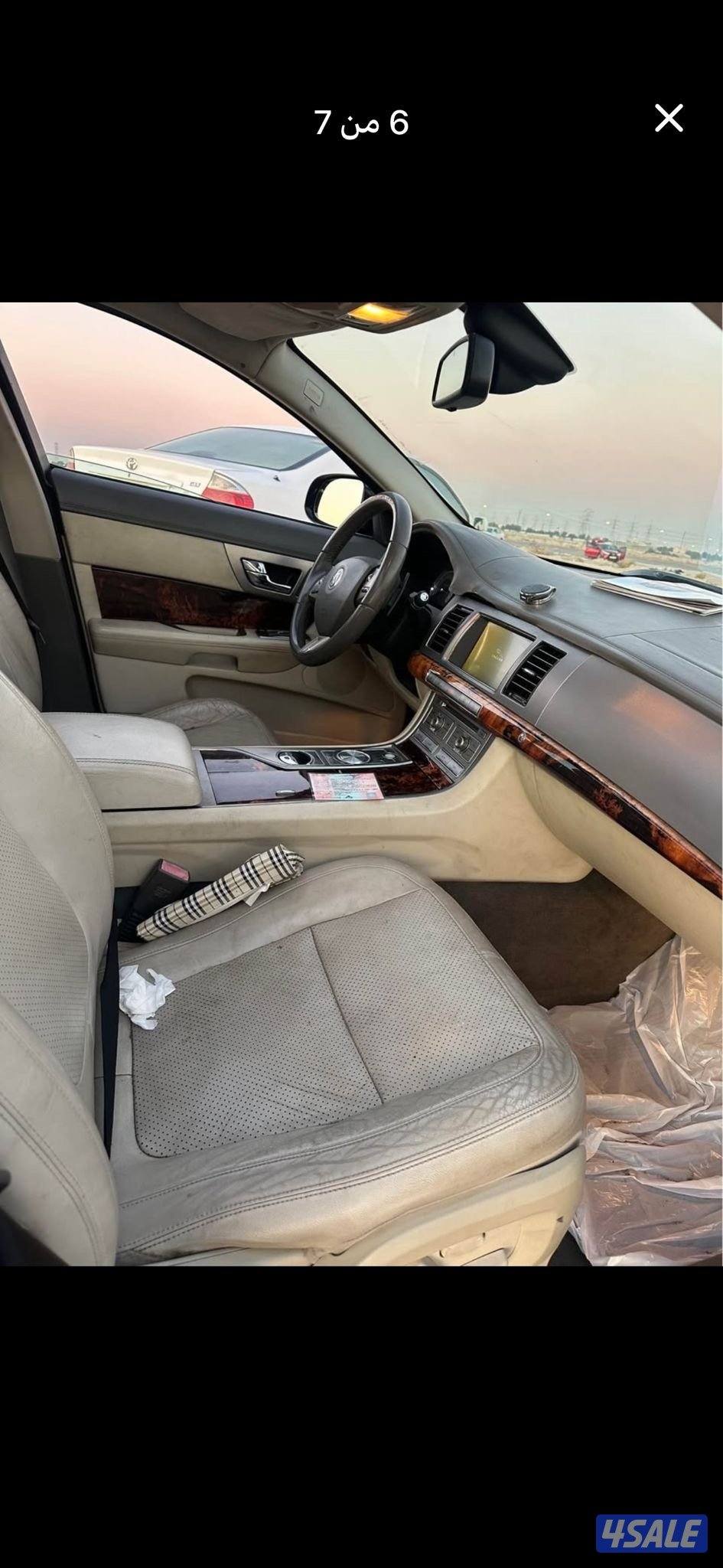 سياره جاكور ٢٠١١ بحاله جيده ٦ سلندر  كامله المواصفات عرض1