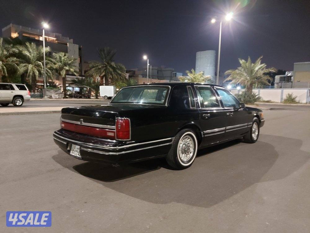 لنكولن تاون كار4