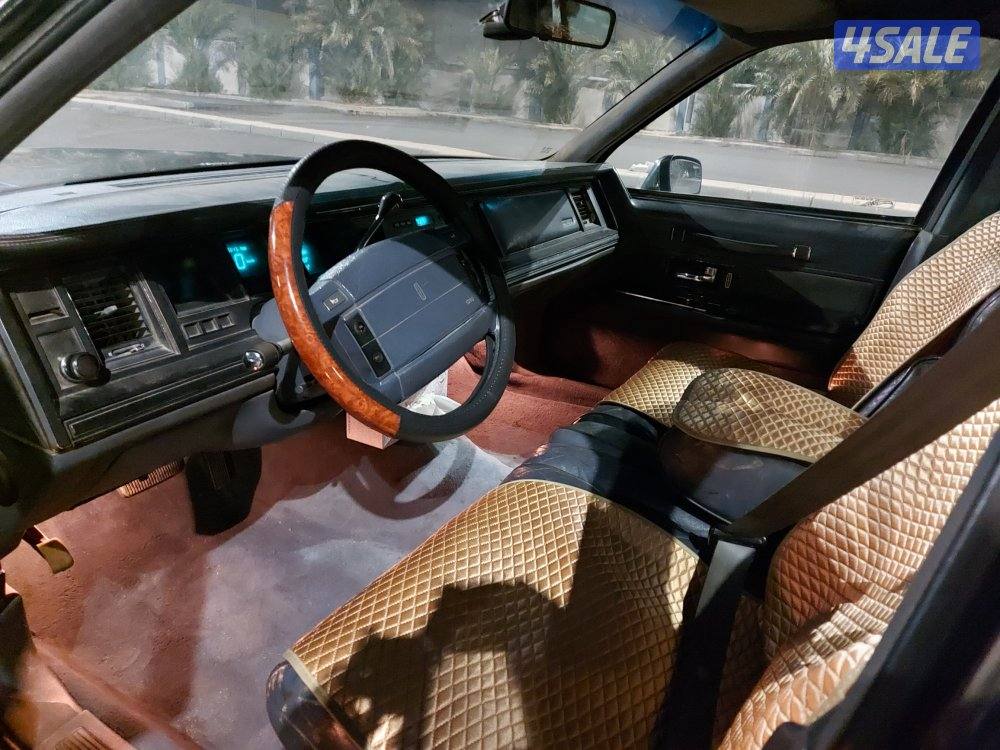 لنكولن تاون كار9