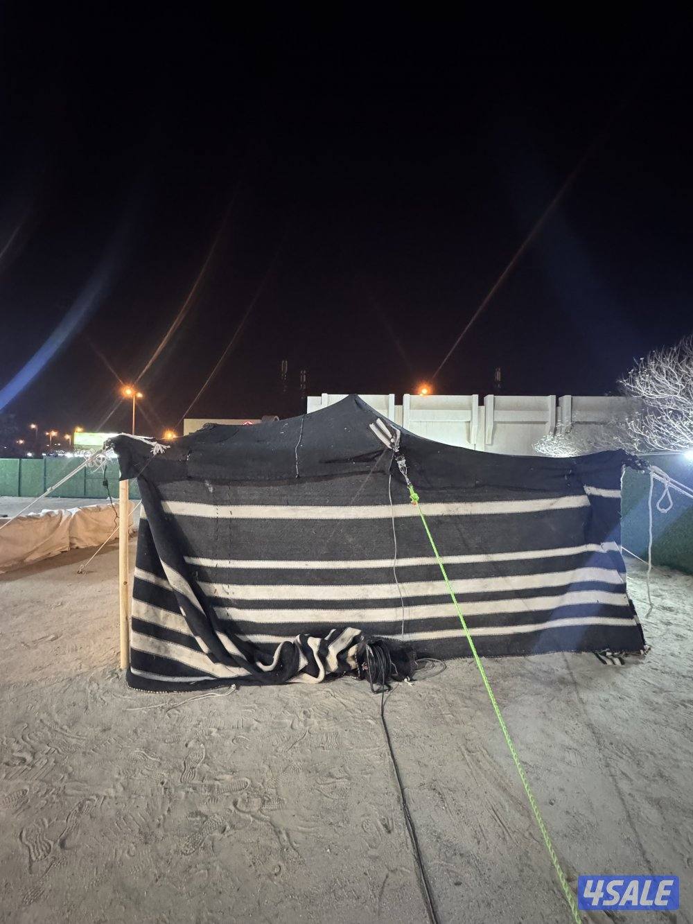 للبيع بيت شعر0